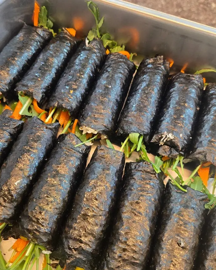 성수동 팝업의 루꼴라김밥